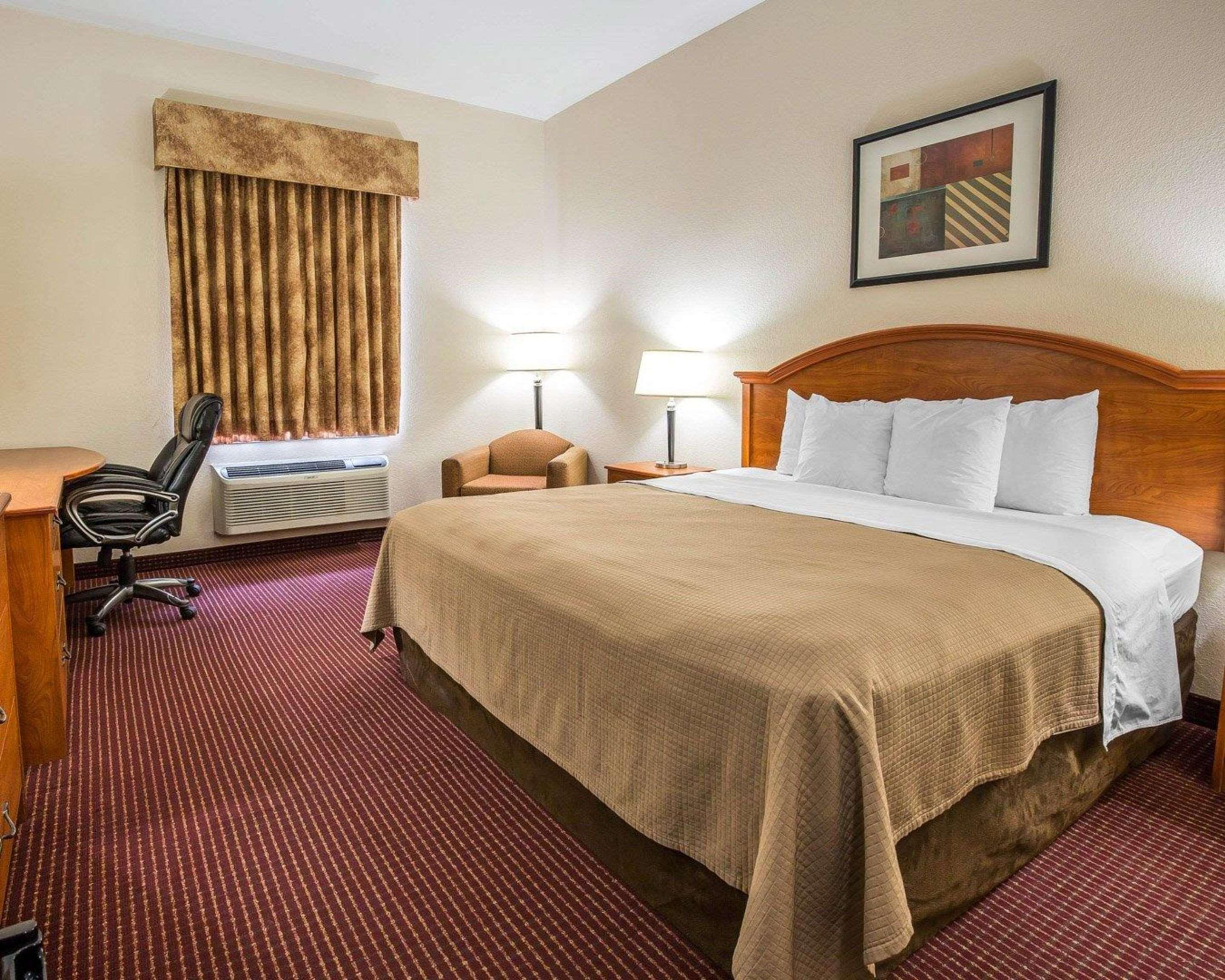 Sonesta Essential Beaumont Hotel Buitenkant foto